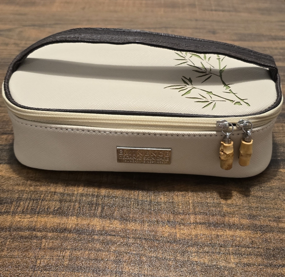 Eminence Toilette Bag